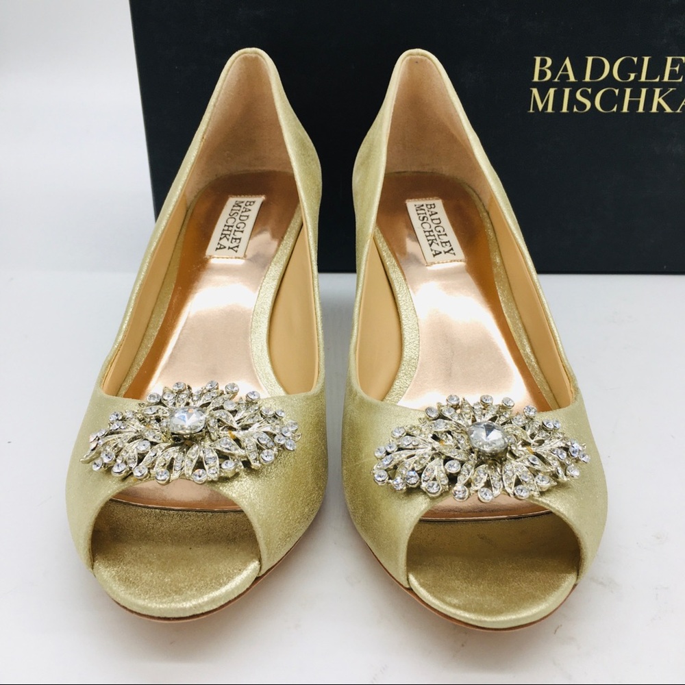 Badgley Mischka LAYLA II Platino Pumps